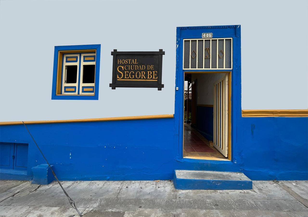 Hostal Ciudad De Segorbe ซาเลนโต ภายนอก รูปภาพ