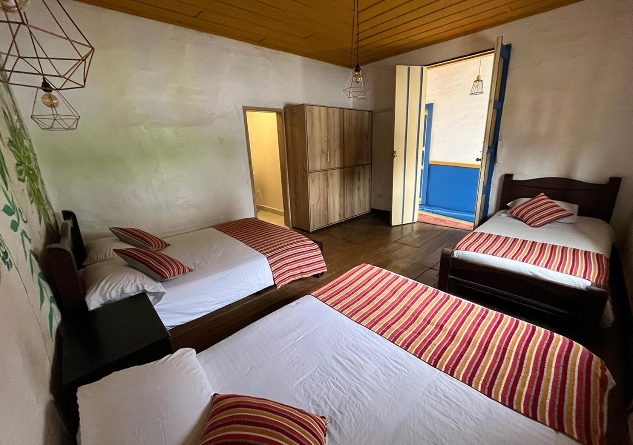 Hostal Ciudad De Segorbe ซาเลนโต ภายนอก รูปภาพ