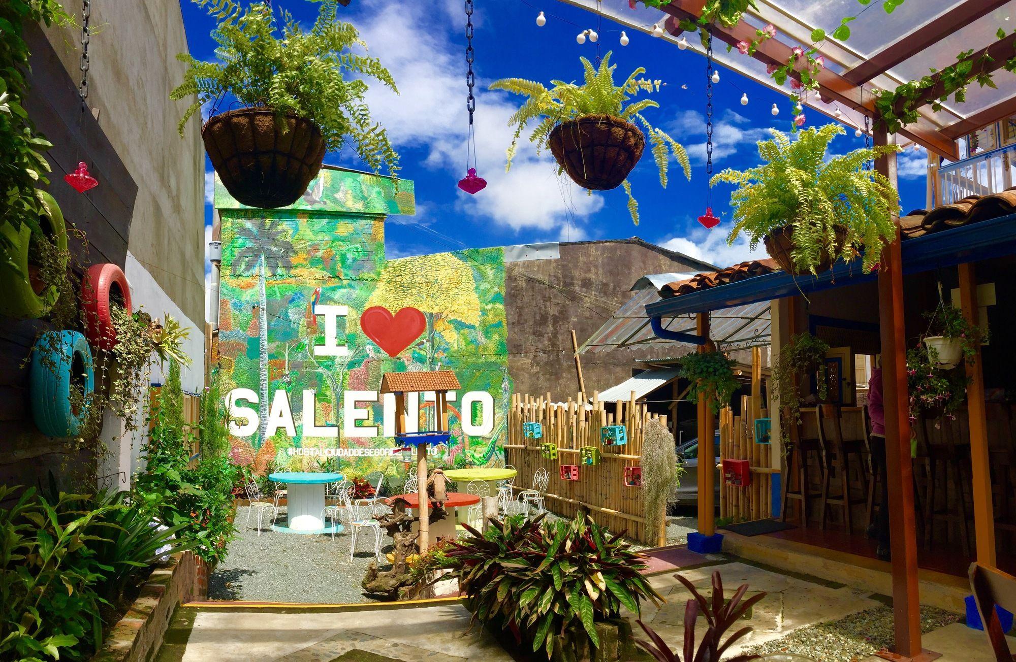 Hostal Ciudad De Segorbe ซาเลนโต ภายนอก รูปภาพ