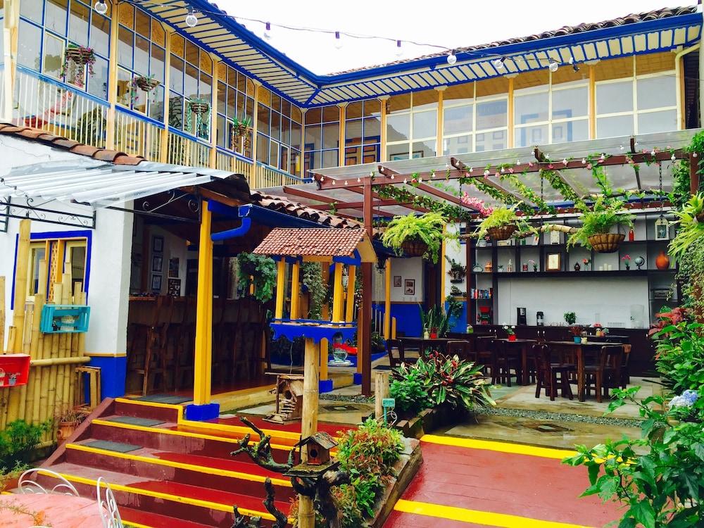Hostal Ciudad De Segorbe ซาเลนโต ภายนอก รูปภาพ