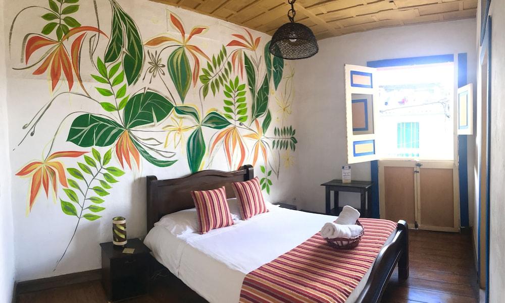 Hostal Ciudad De Segorbe ซาเลนโต ภายนอก รูปภาพ